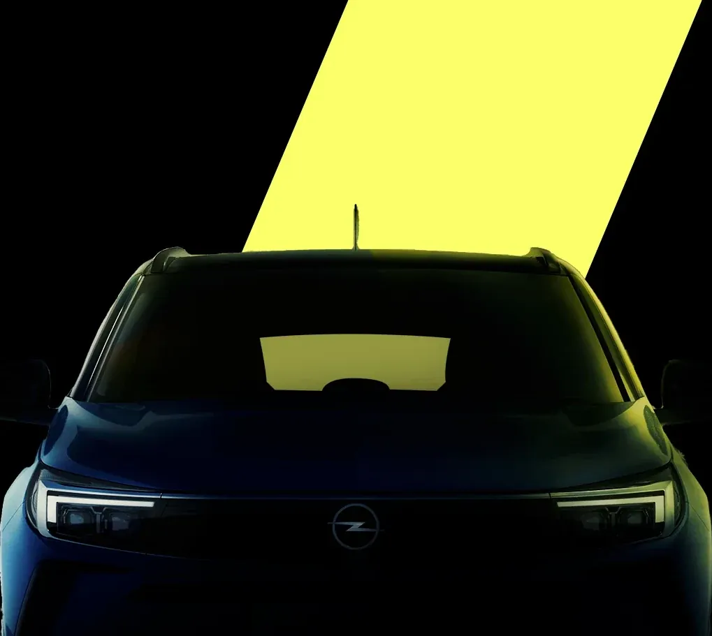 Opel Mokka headlight beam in a dark scene
